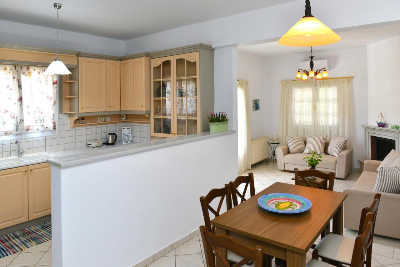 Orestis Suites Kolios Bagian luar foto